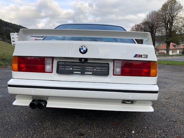 BMW M3-image-5