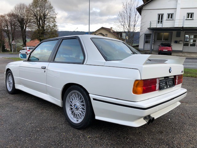 BMW M3-image-4