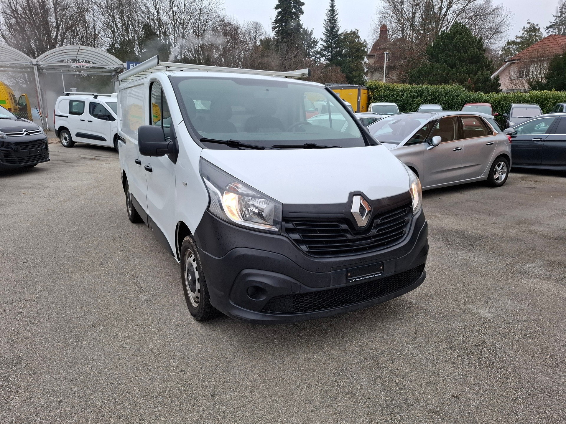 RENAULT Trafic 1.6 dCi 95 2.7t Access L1H1-image-2
