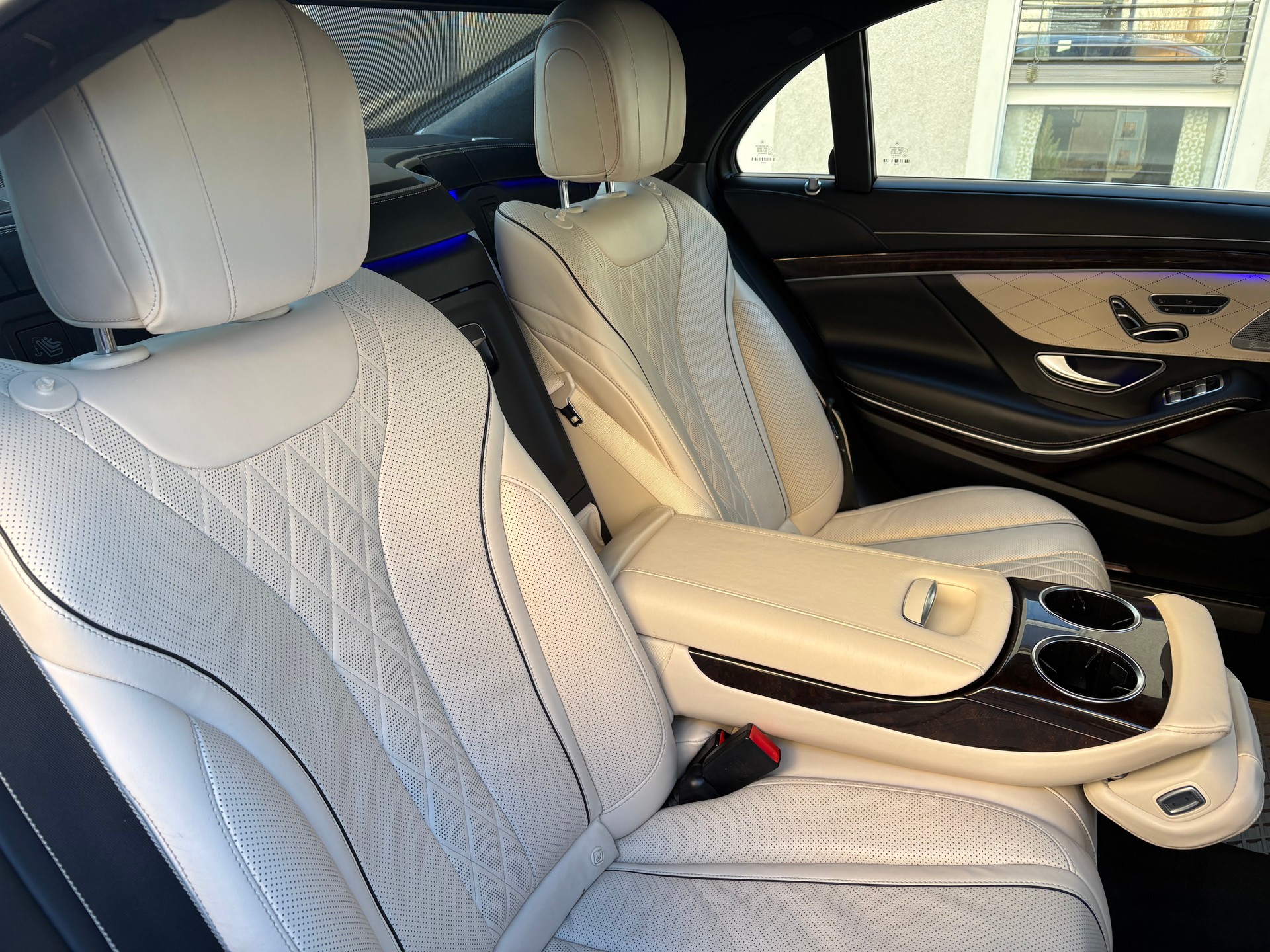 MERCEDES-BENZ 4MATIC S400d Long-image-15