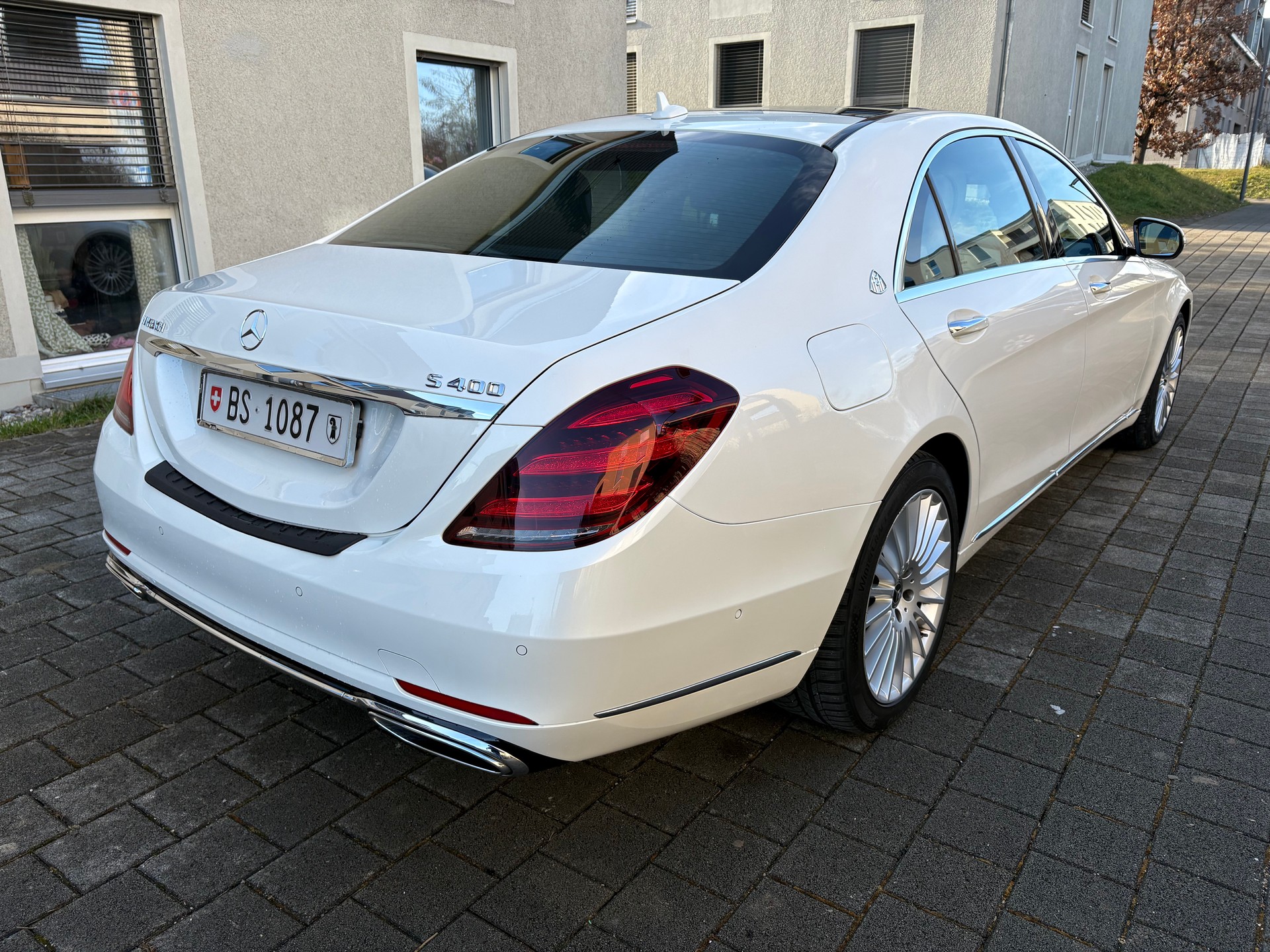 MERCEDES-BENZ 4MATIC S400d Long-image-3