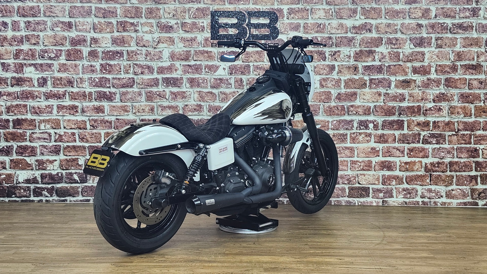 HARLEY-DAVIDSON FXDBB Dyna Street Bob Special 103 ABS-image-2