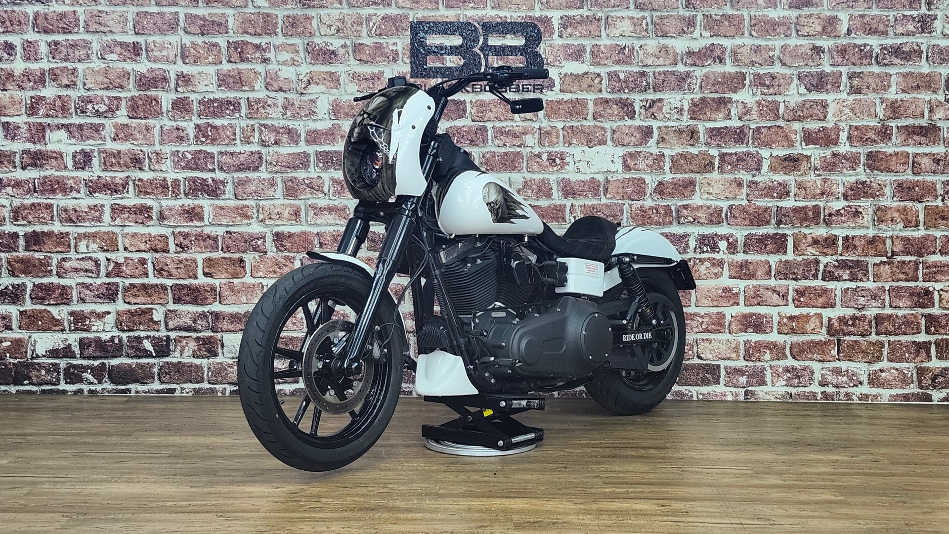 HARLEY-DAVIDSON FXDBB Dyna Street Bob Special 103 ABS-image-6