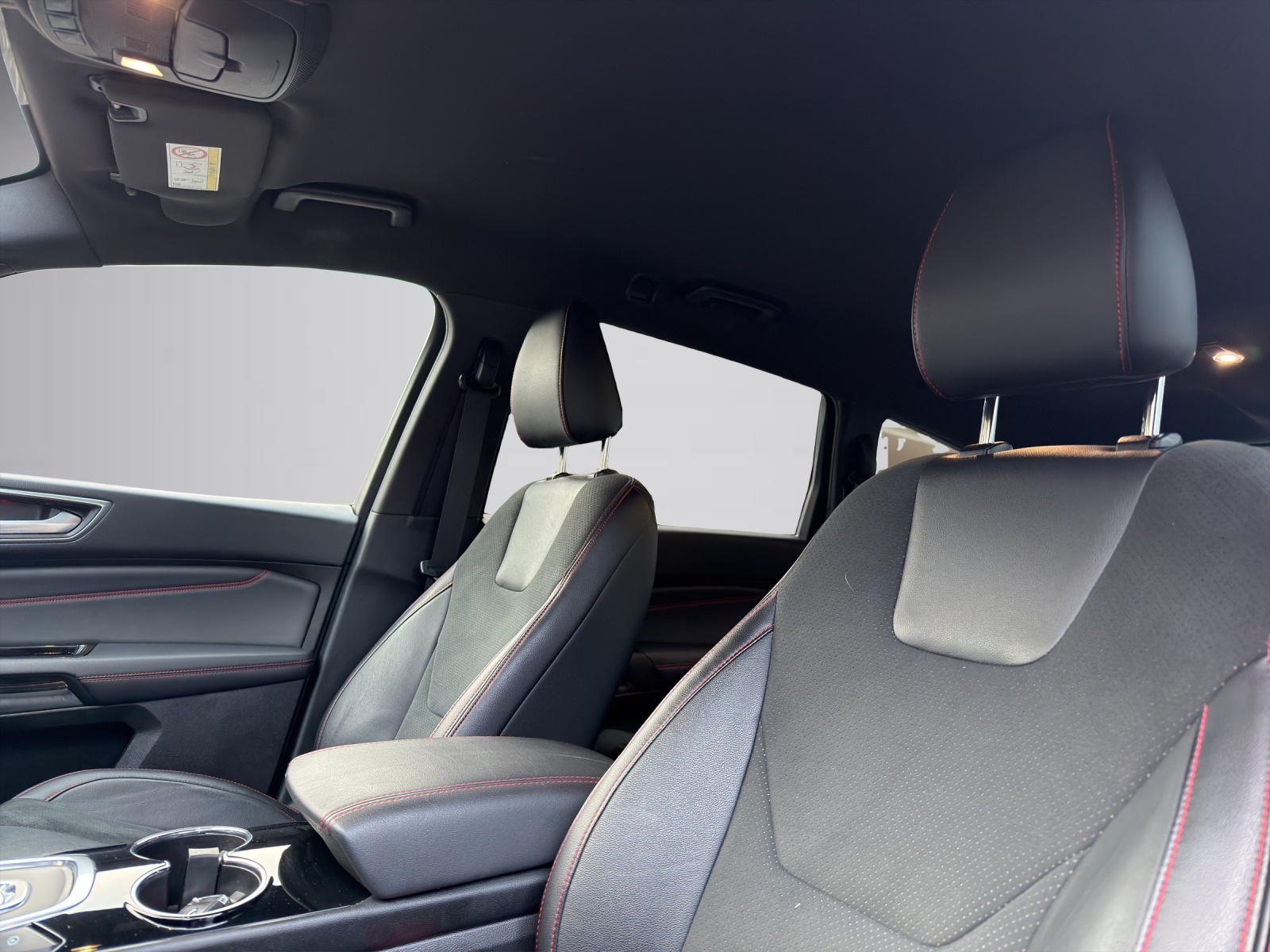 FORD S-Max 2.0 TDCi 190 ST-Line 4x4-image-9