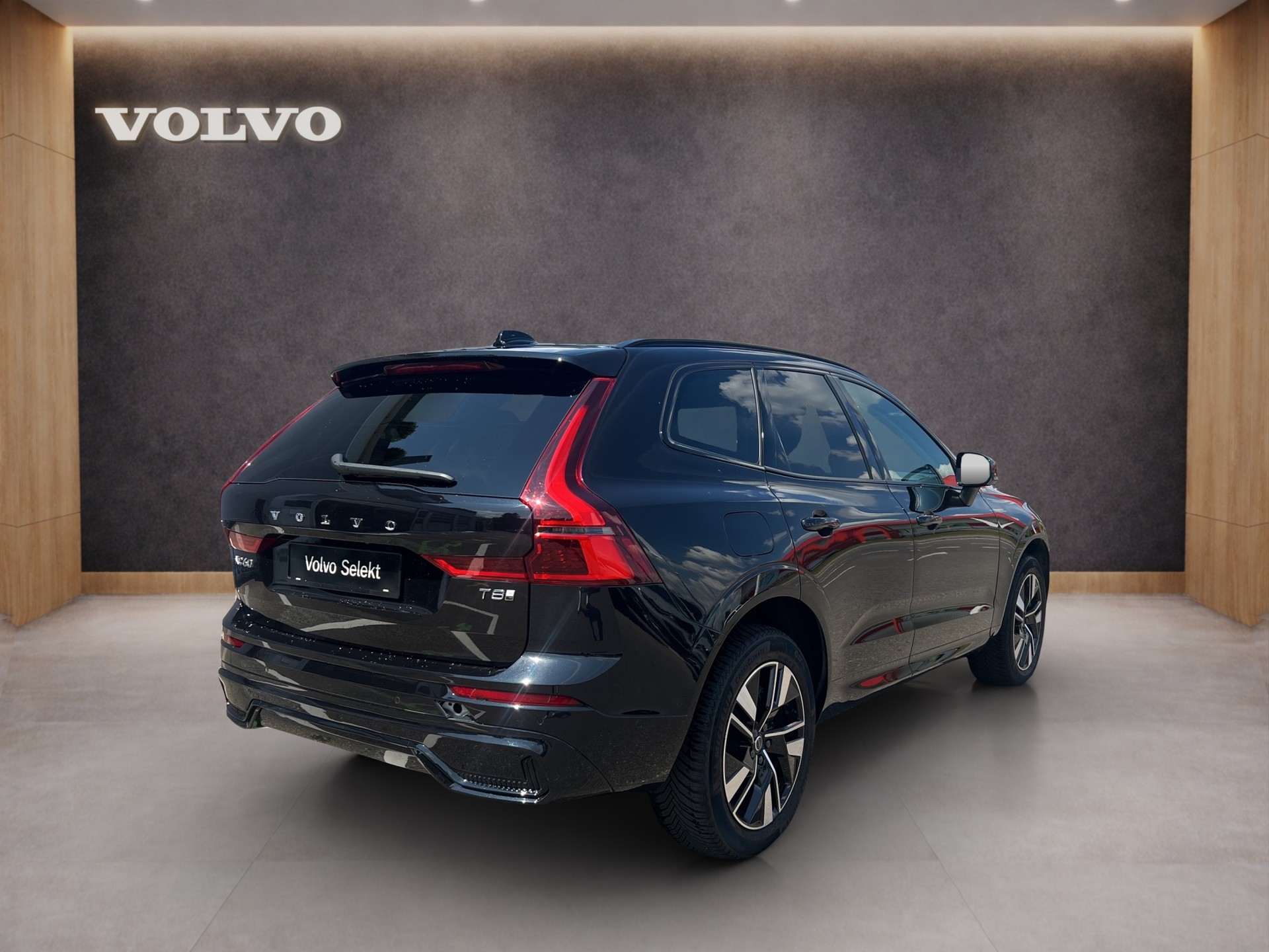 VOLVO XC60 2.0 T8 TE Plus Dark eAWD-image-4