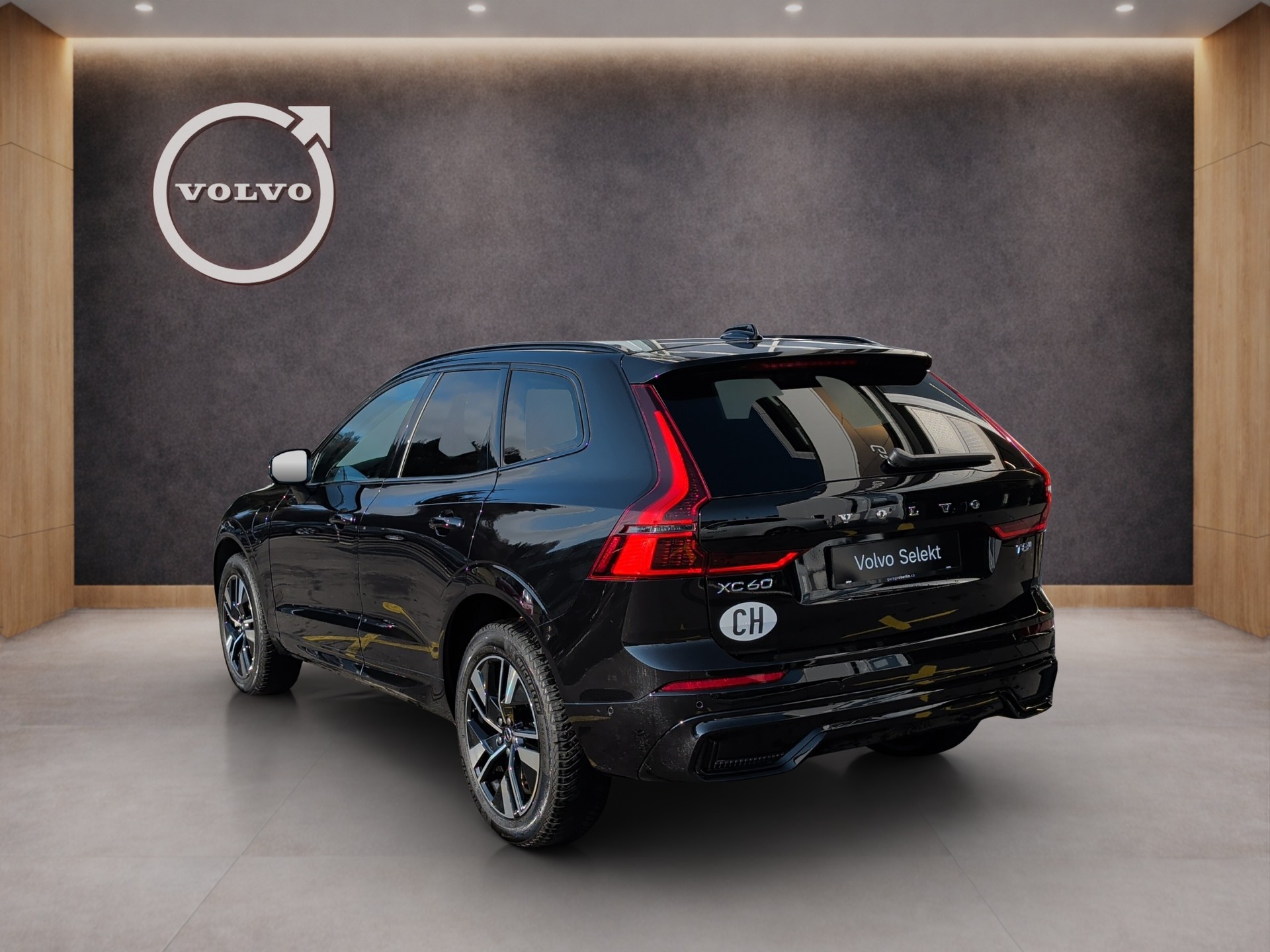 VOLVO XC60 2.0 T8 TE Plus Dark eAWD-showroom-element-3