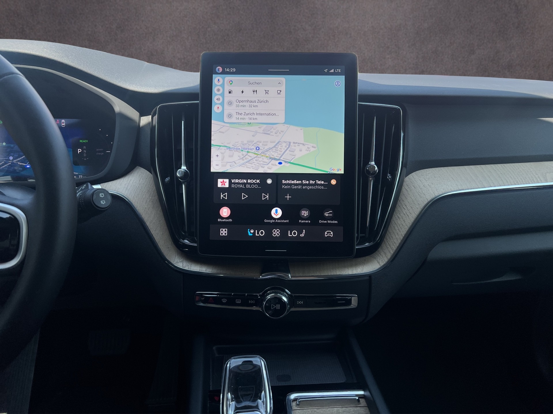 VOLVO XC60 2.0 T8 TE Plus Dark eAWD-image-14