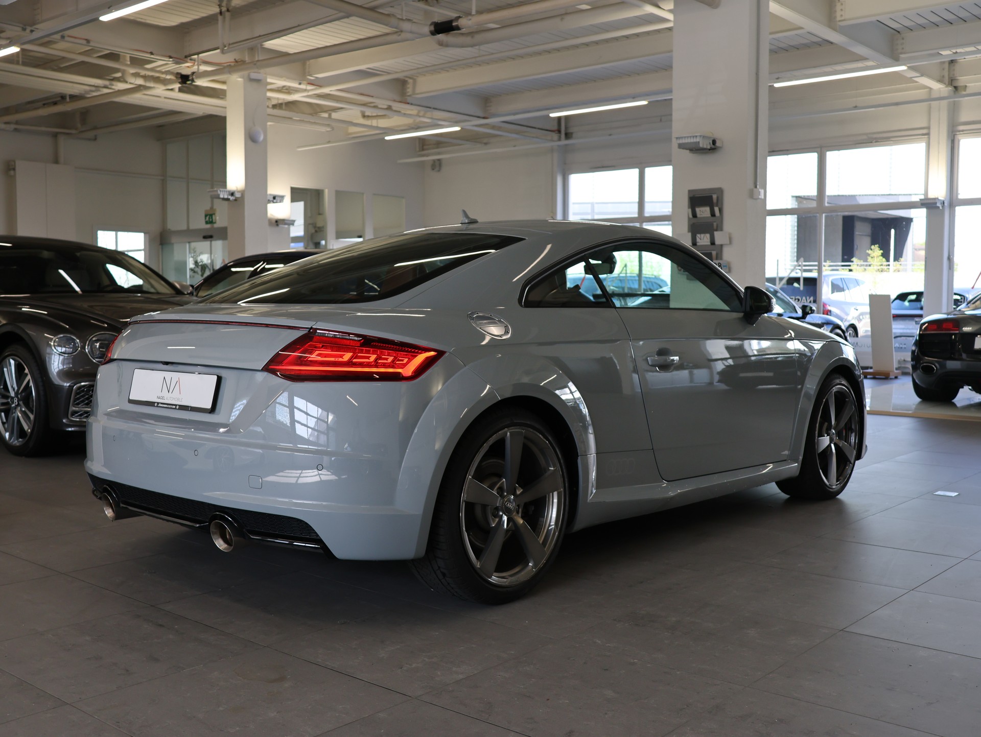 AUDI TT Coupé 45 TFSI 20 Years quattro S-tronic*TT 20 YEARS EDITION* *SPORTABGASSANLAGE* *BANG & OLUFSEN*-image-5