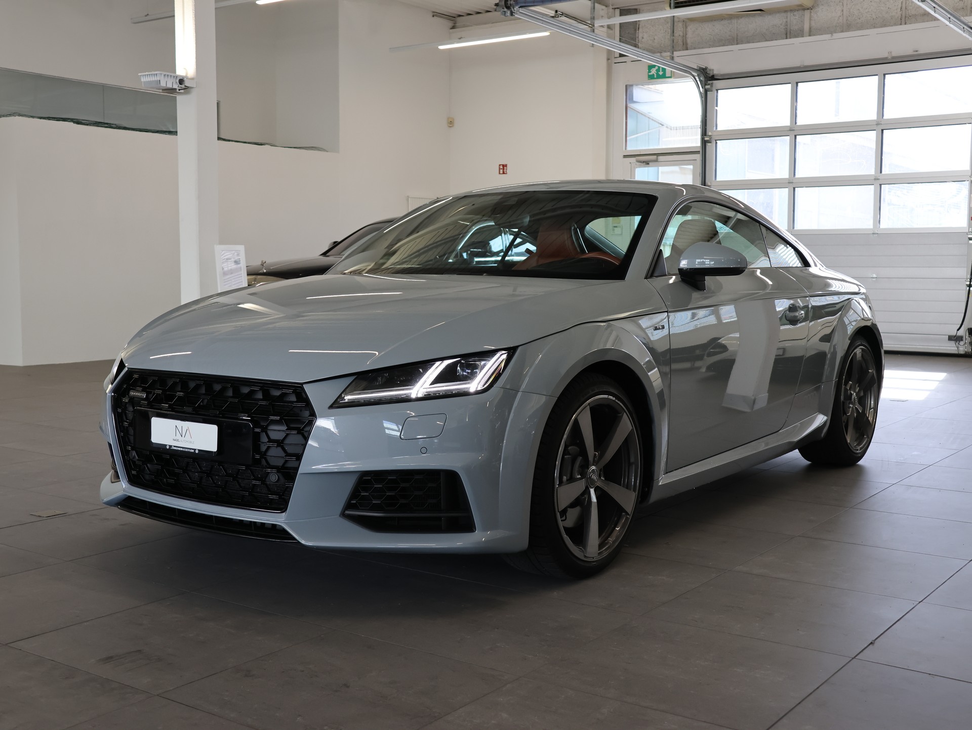 AUDI TT Coupé 45 TFSI 20 Years quattro S-tronic*TT 20 YEARS EDITION* *SPORTABGASSANLAGE* *BANG & OLUFSEN*-showroom-element-3