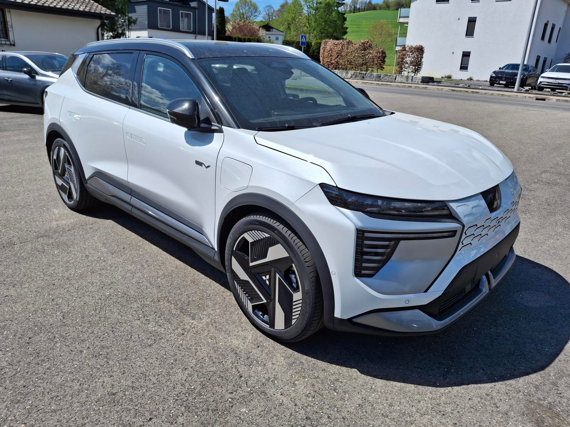 MITSUBISHI Eclipse Cross BEV 87kWh Intense+-image-1