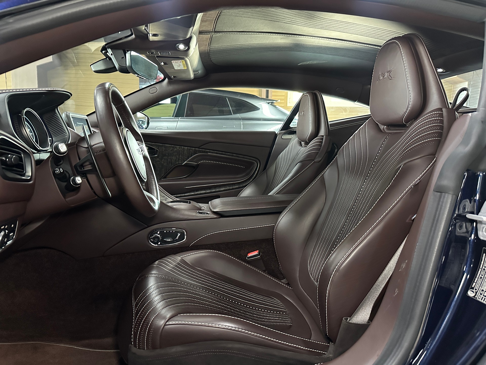 ASTON MARTIN DB11 V12 Touchtronic 3 AMR-image-12