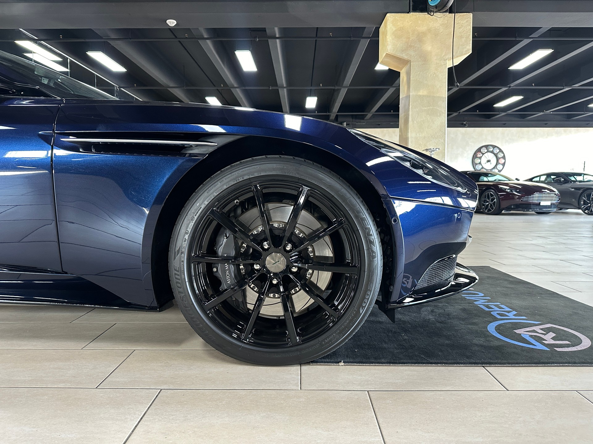 ASTON MARTIN DB11 V12 Touchtronic 3 AMR-image-7