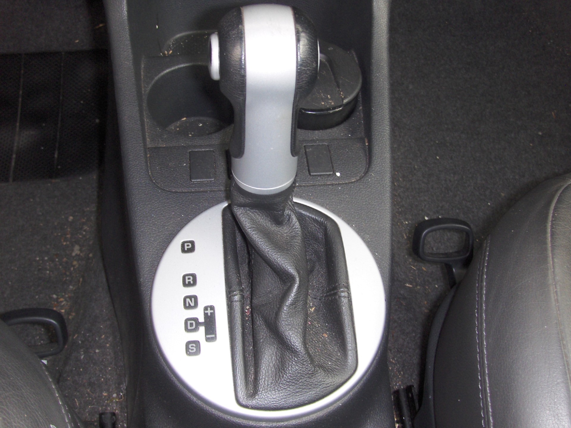 SKODA Roomster 1.6 Elegance-image-9
