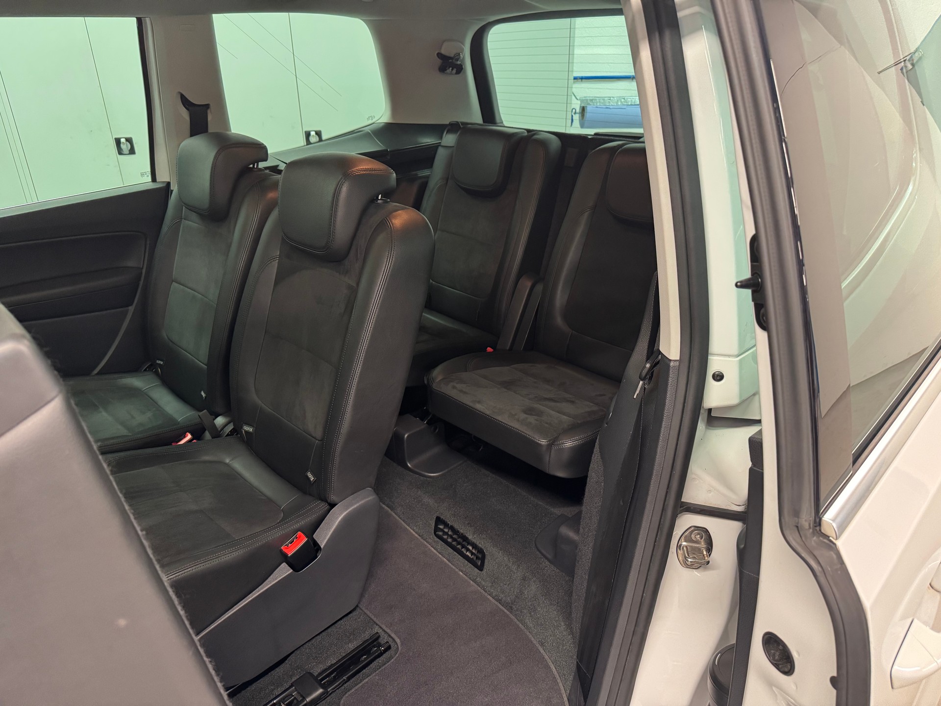 VW Sharan 2.0 TSI Highline DSG-image-13