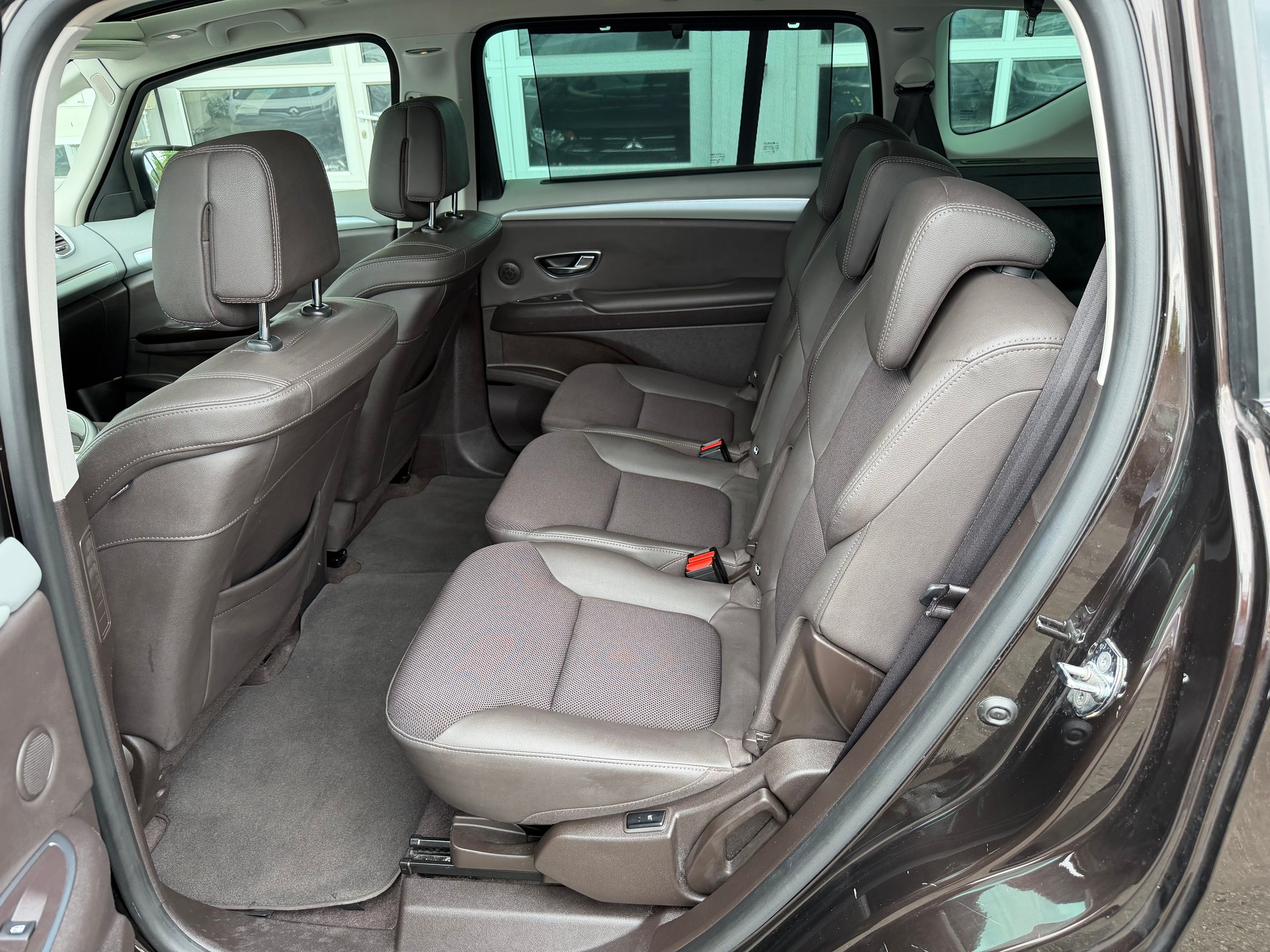 RENAULT Espace 1.6 dCi Intens EDC-image-10