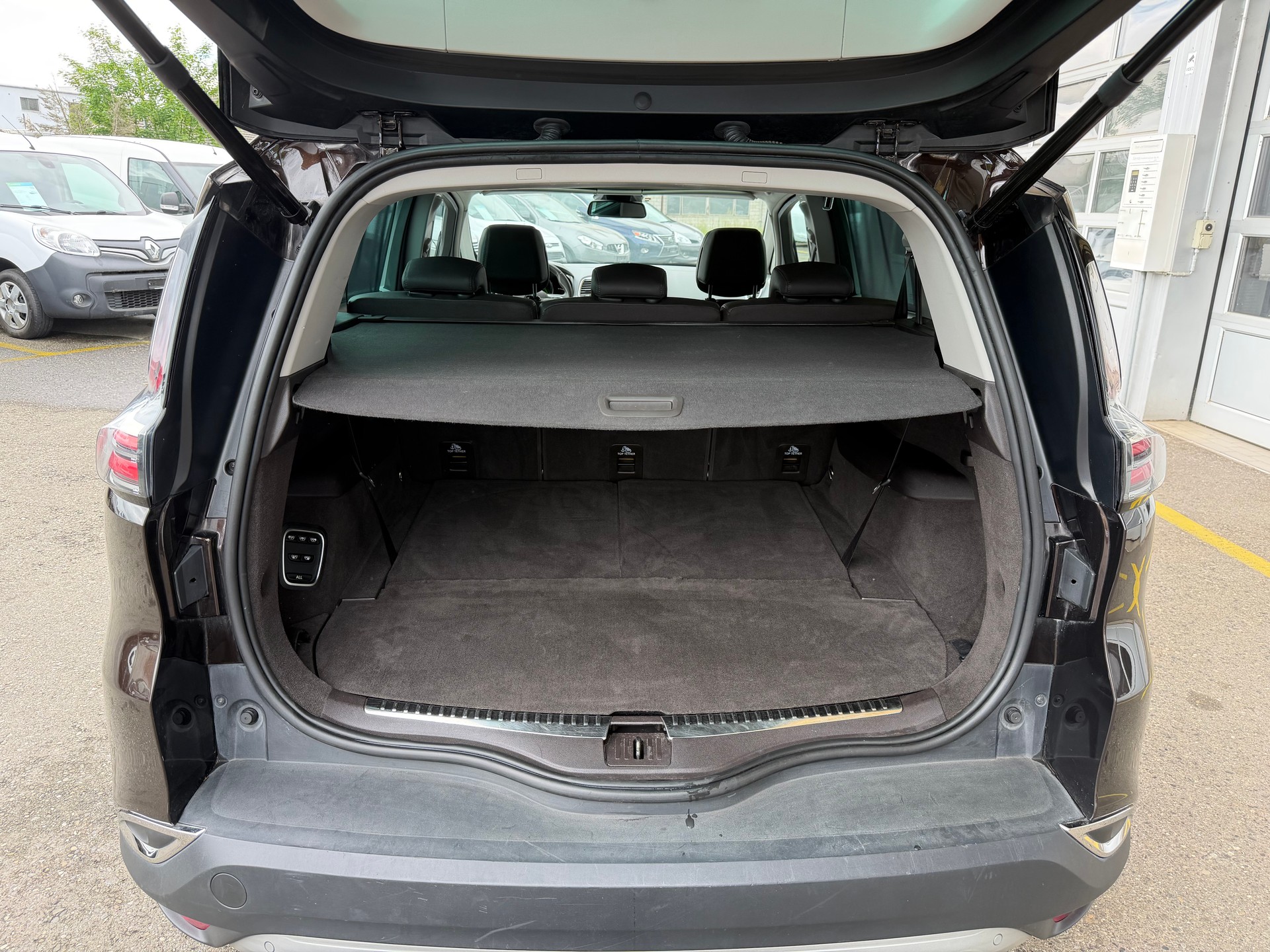 RENAULT Espace 1.6 dCi Intens EDC-image-12