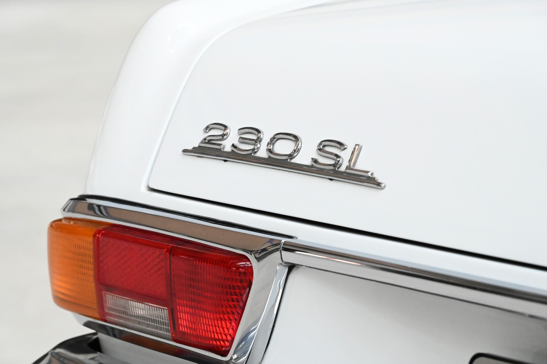 MERCEDES-BENZ CH-Erstauslieferung-image-15