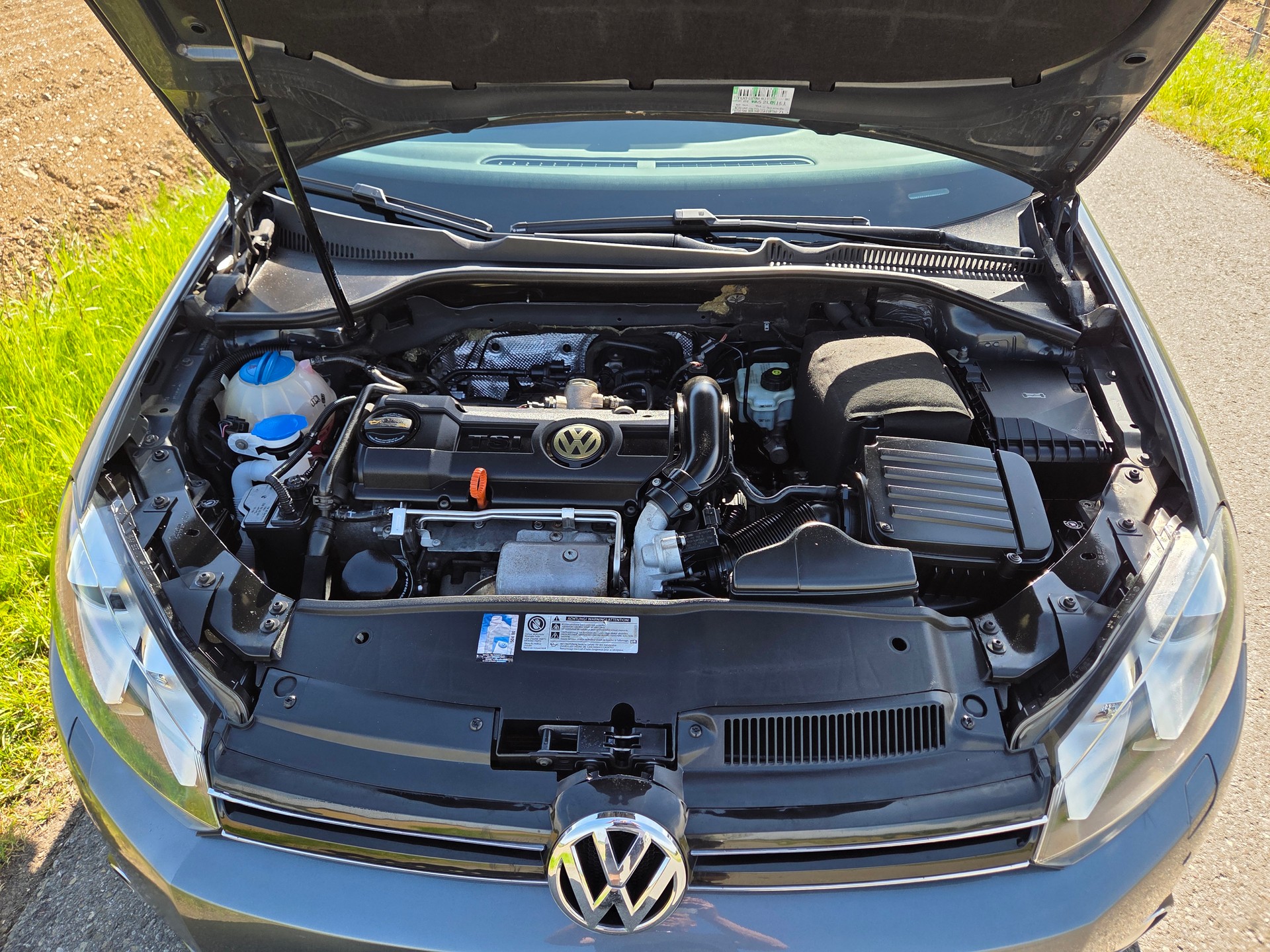 VW Golf Variant 1.4 TSI Highline DSG-image-11