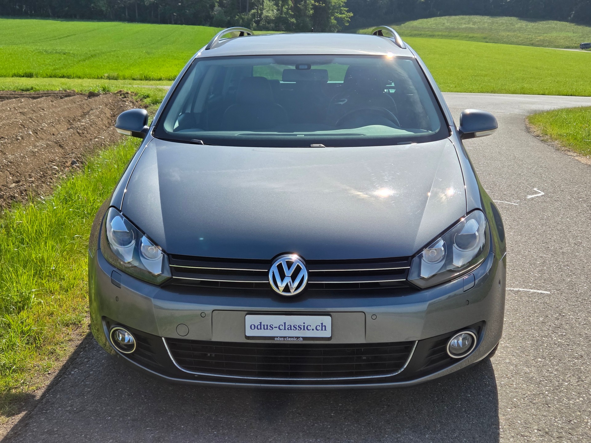 VW Golf Variant 1.4 TSI Highline DSG-image-1