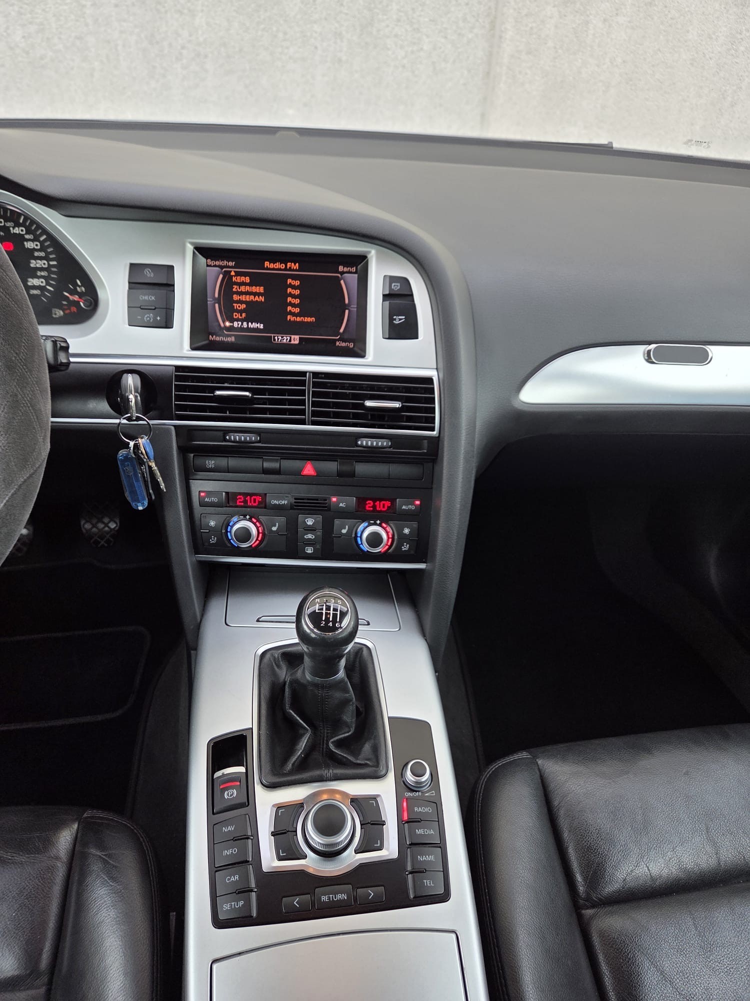 AUDI A6 Avant 2.0 TFSI-image-10