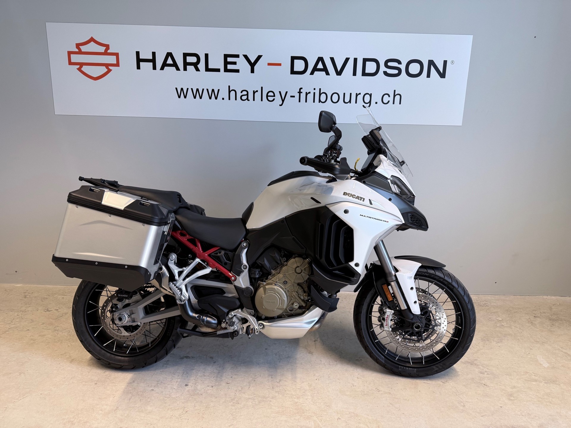 DUCATI Multistrada V4 S Radar Speichen Felgen-image-0