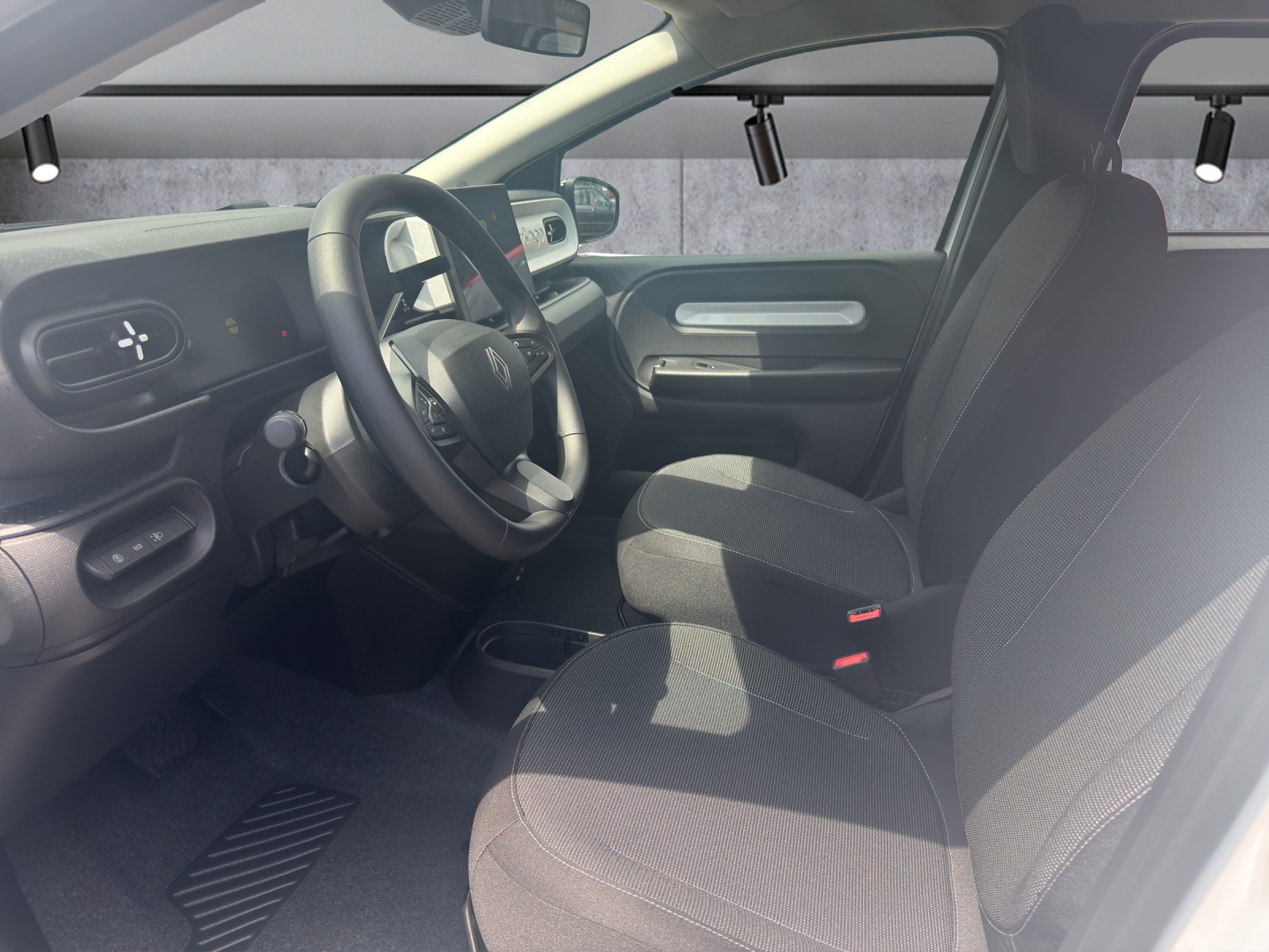 RENAULT Twingo E-Tech 27kWh Evolution-image-5