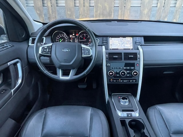 LAND ROVER Discovery Sport 2.2TD4 SE AT9-image-18