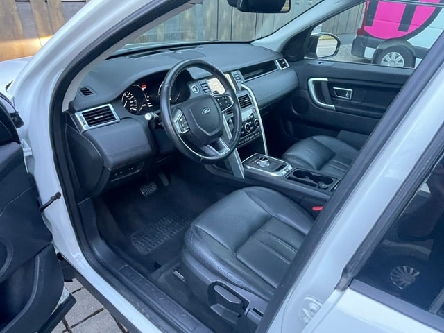 LAND ROVER Discovery Sport 2.2TD4 SE AT9-image-14
