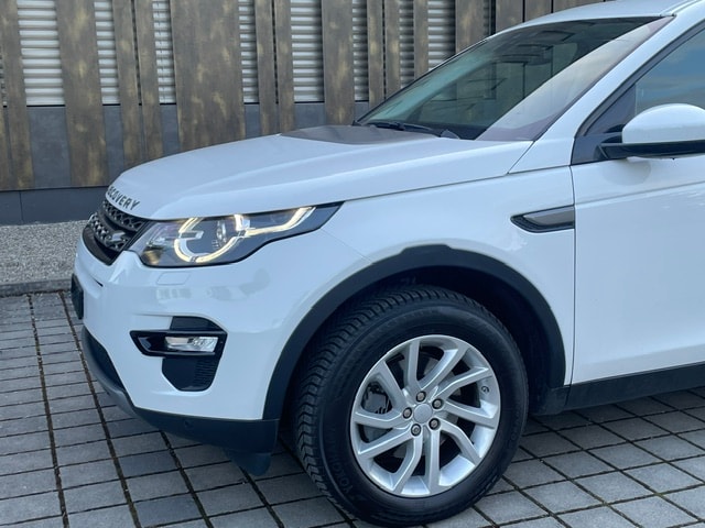 LAND ROVER Discovery Sport 2.2TD4 SE AT9-image-6