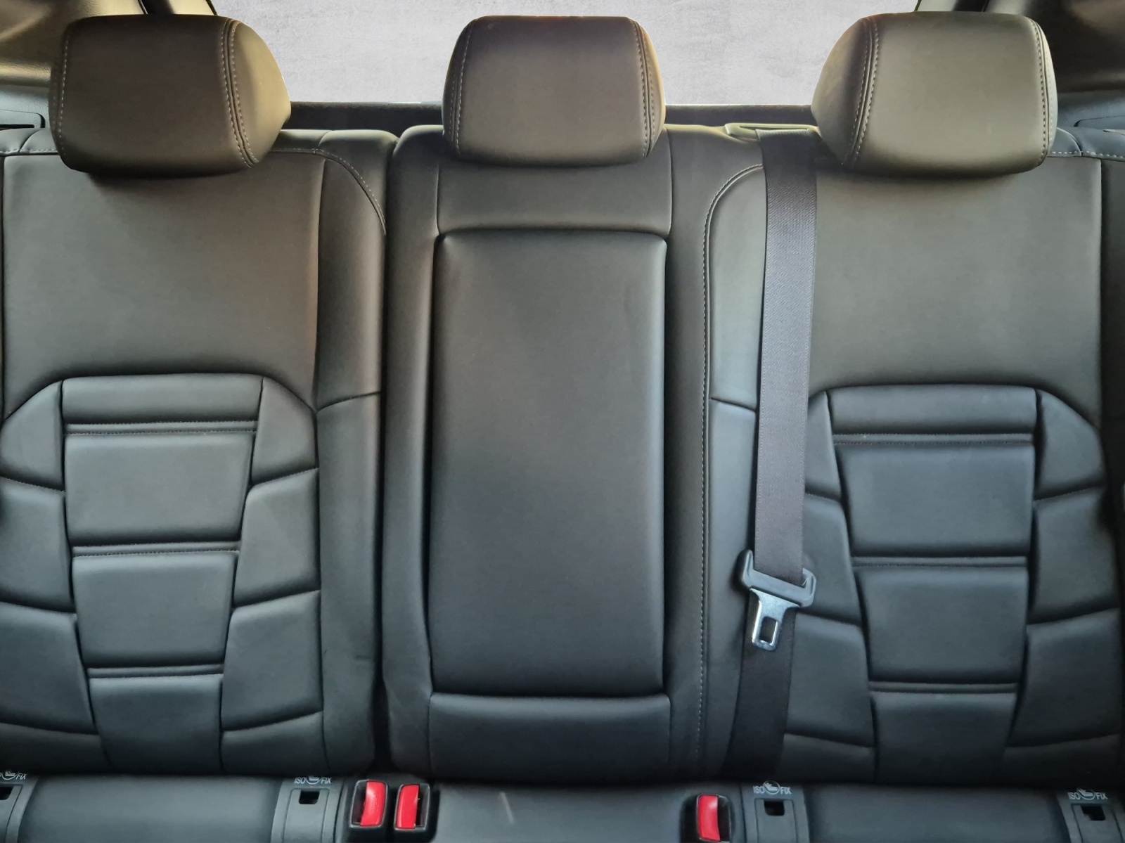 NISSAN Qashqai 1.7 dCi Tekna+ 4x4-image-11