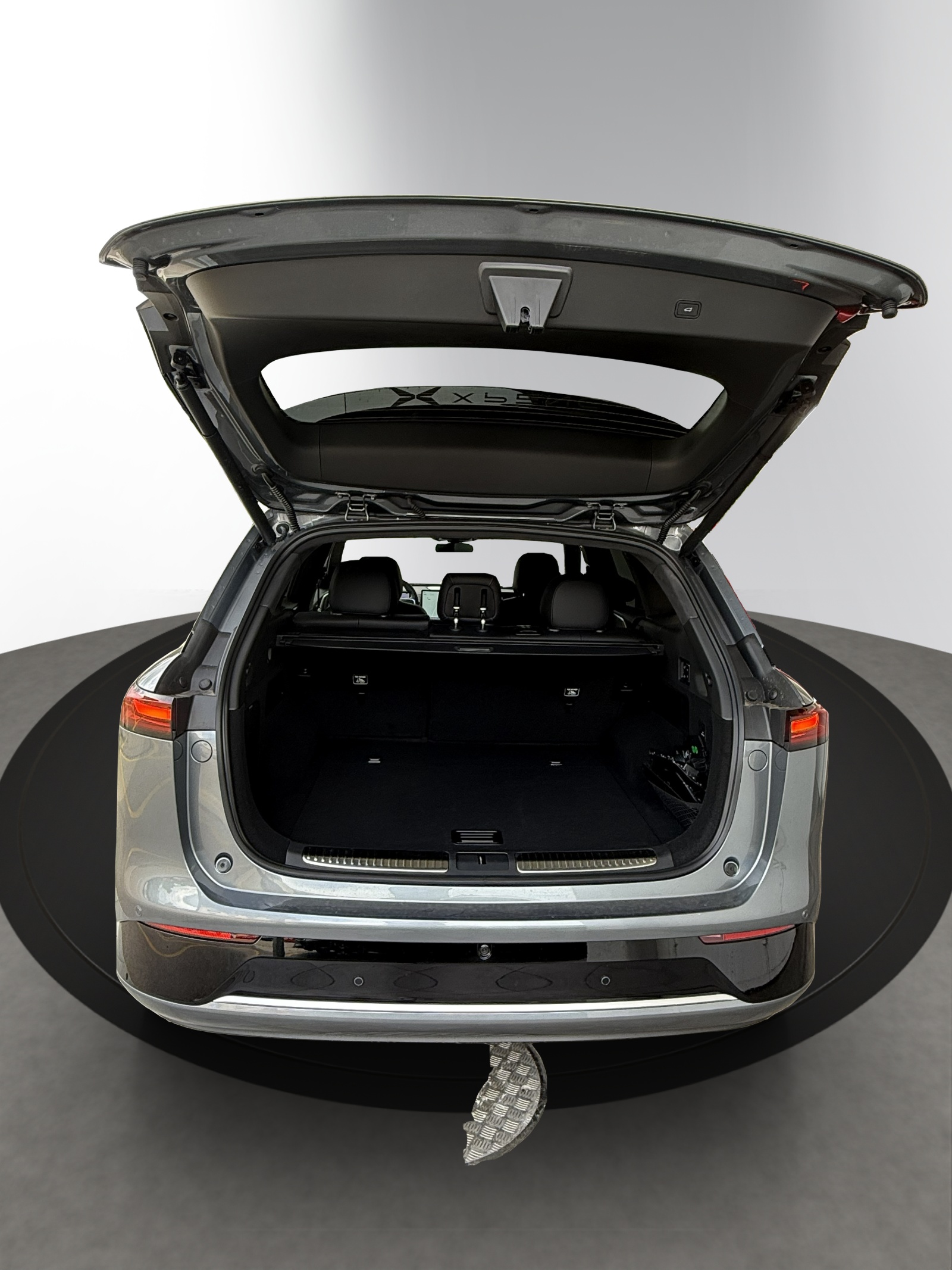 XPENG G9 93kWh Performance AWD-image-9