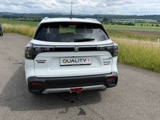 SUZUKI SX4 S-Cross 1.4 16V Swiss Edition Hybrid 4WD Automatic-image-3