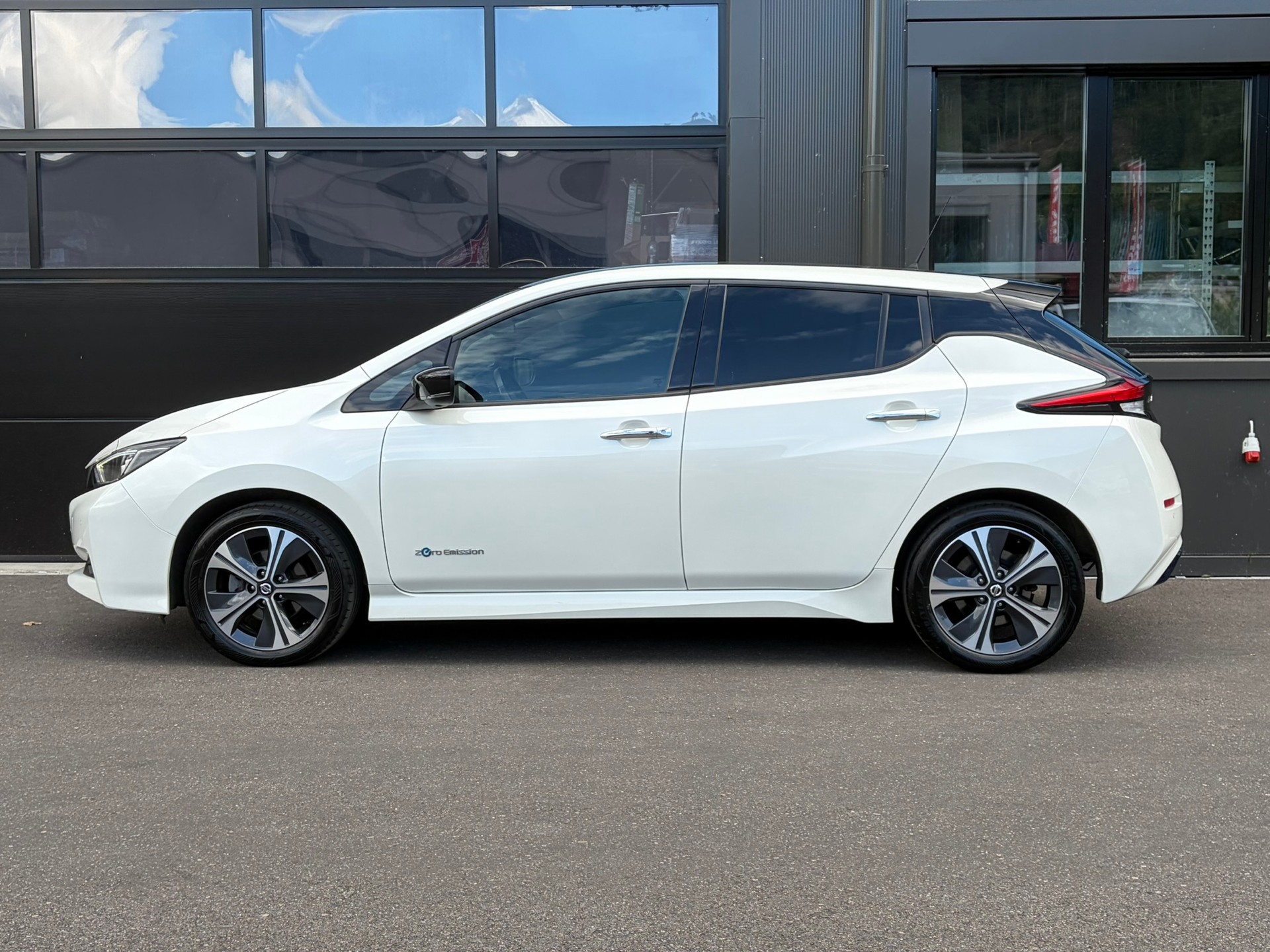 NISSAN Leaf N-Connecta (incl. battery)