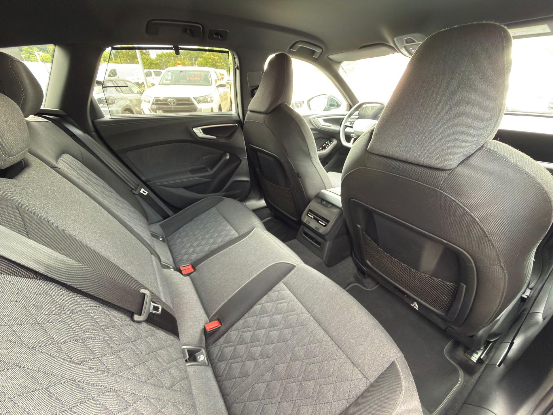 AUDI A5 Avant TFSI quattro 150 kW S tronic-image-9