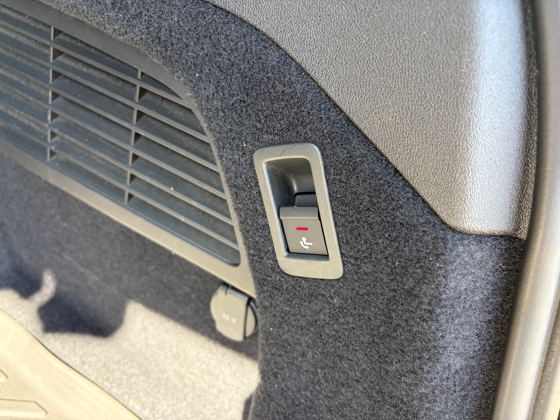 AUDI A5 Avant TFSI quattro 150 kW S tronic-image-16