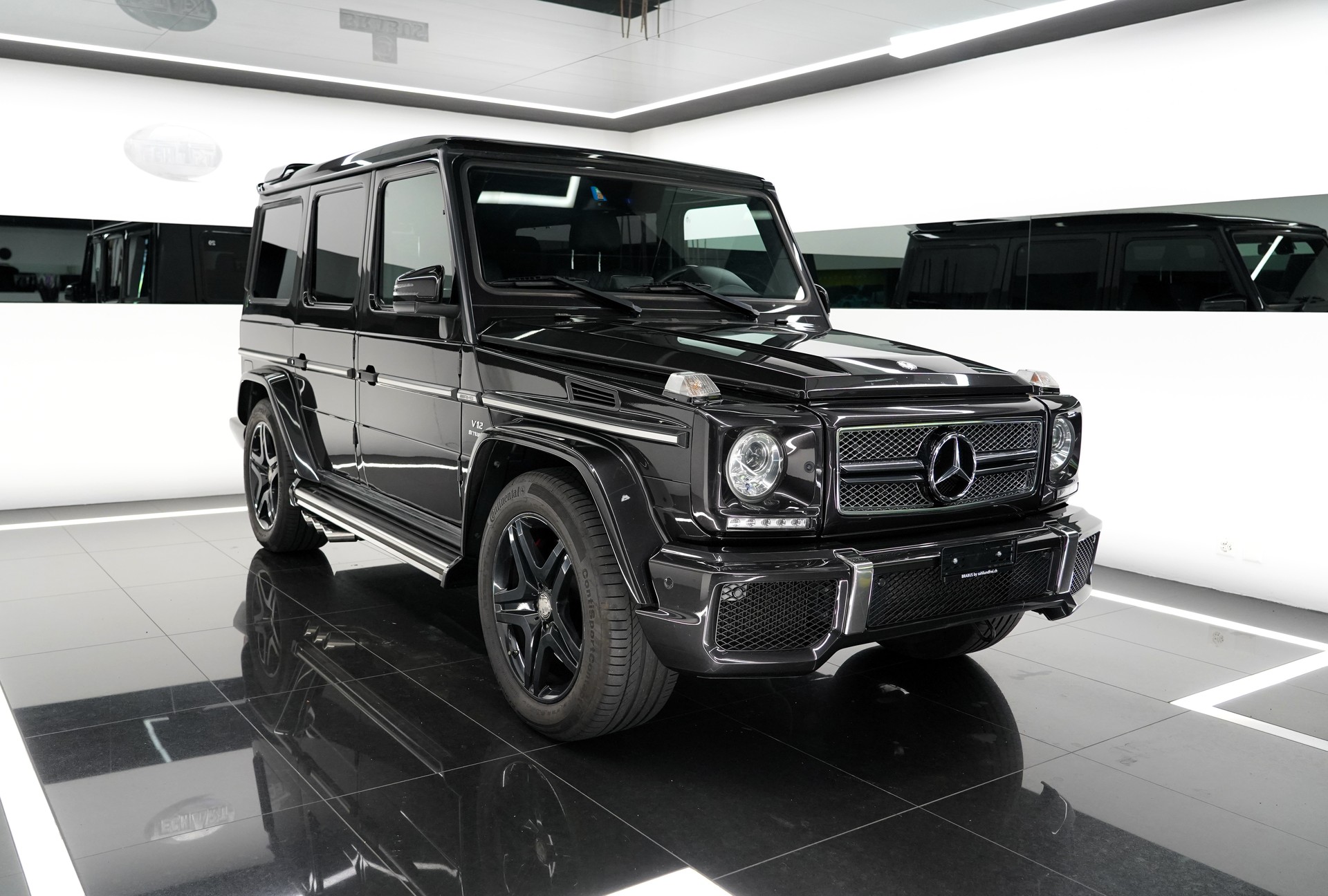 MERCEDES-BENZ G 65 AMG-showroom-element-1