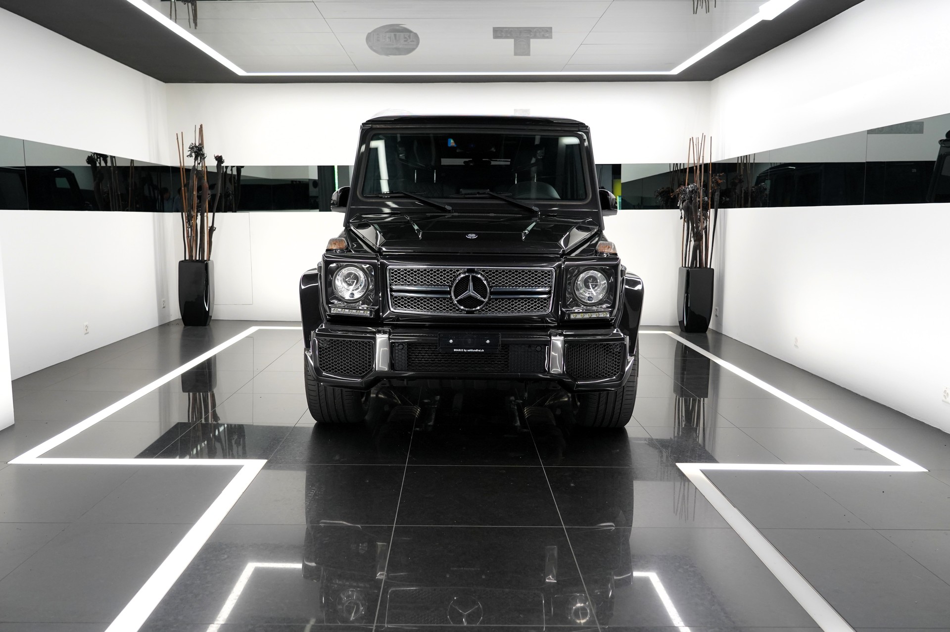 MERCEDES-BENZ G 65 AMG-showroom-element-2