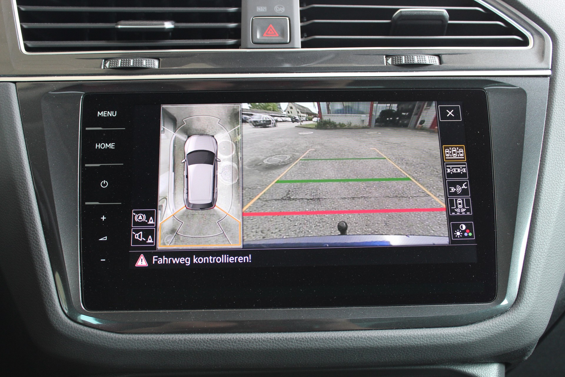 VW Tiguan 2.0 TDI SCR Highline 4Motion DSG-image-9