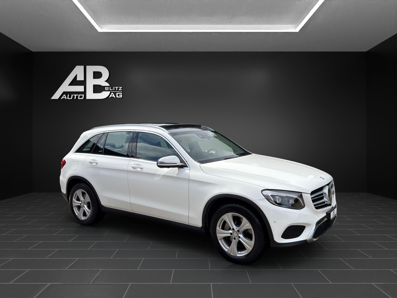 MERCEDES-BENZ GLC 250 d Exclusive 4Matic 9G-Tronic-image-5