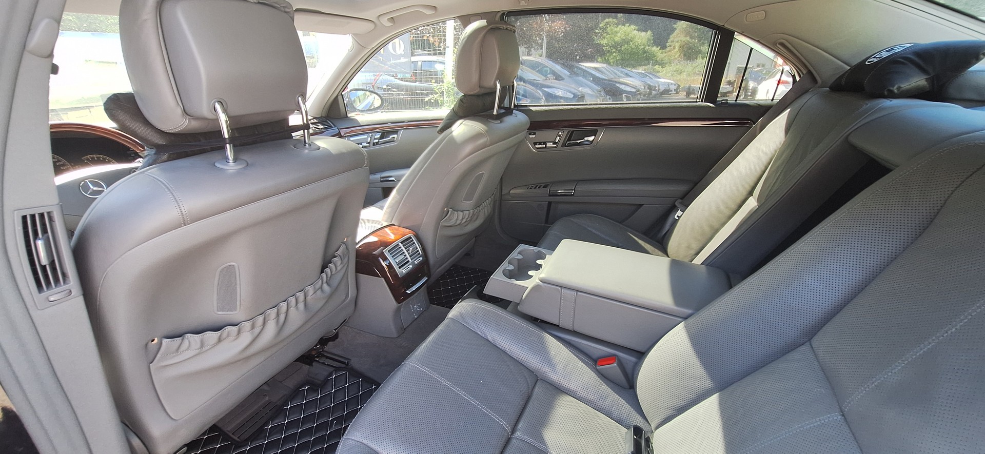 MERCEDES-BENZ S 500 4Matic 7G-Tronic-image-9