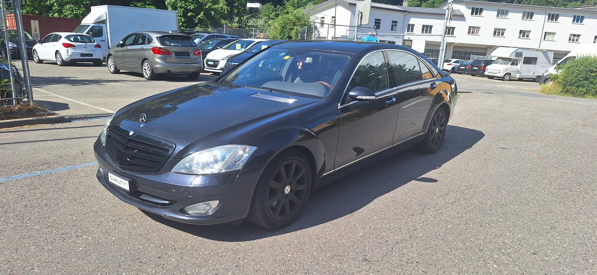 MERCEDES-BENZ S 500 4Matic 7G-Tronic-showroom-element-1