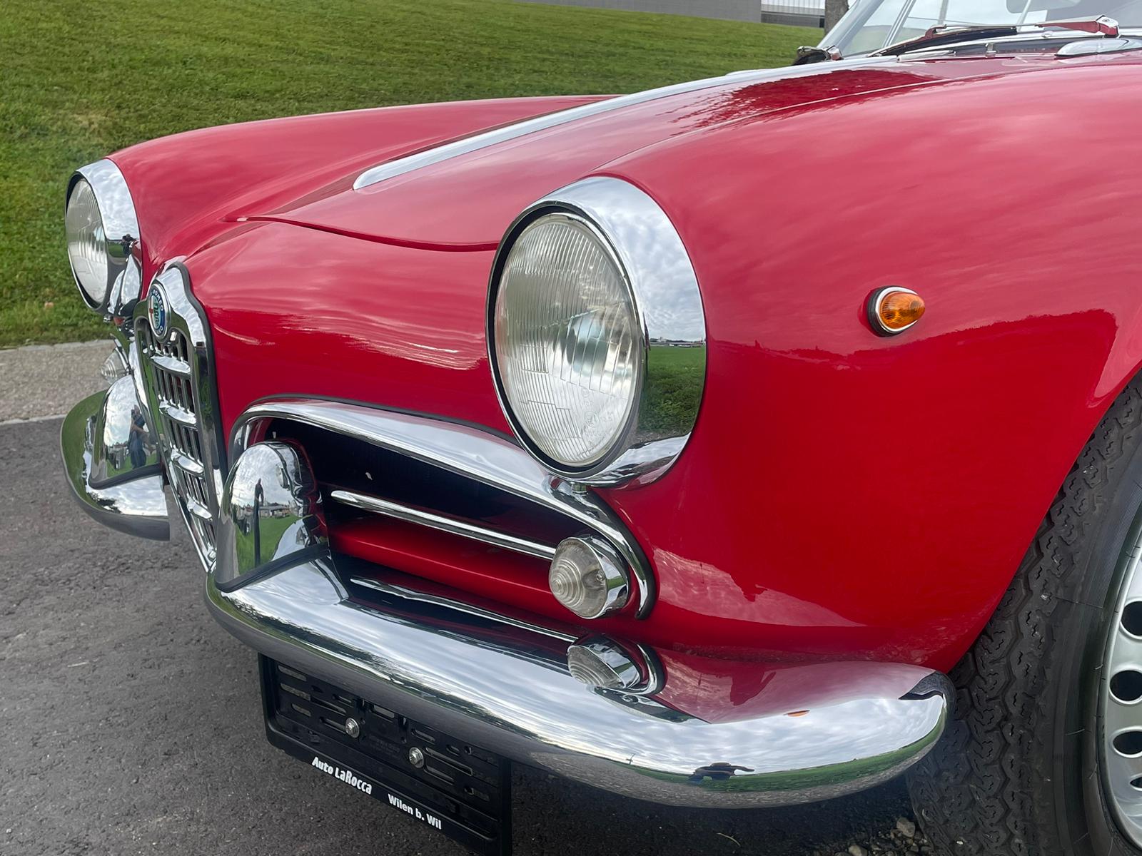 ALFA ROMEO Giulietta Spider 750D-showroom-element-3