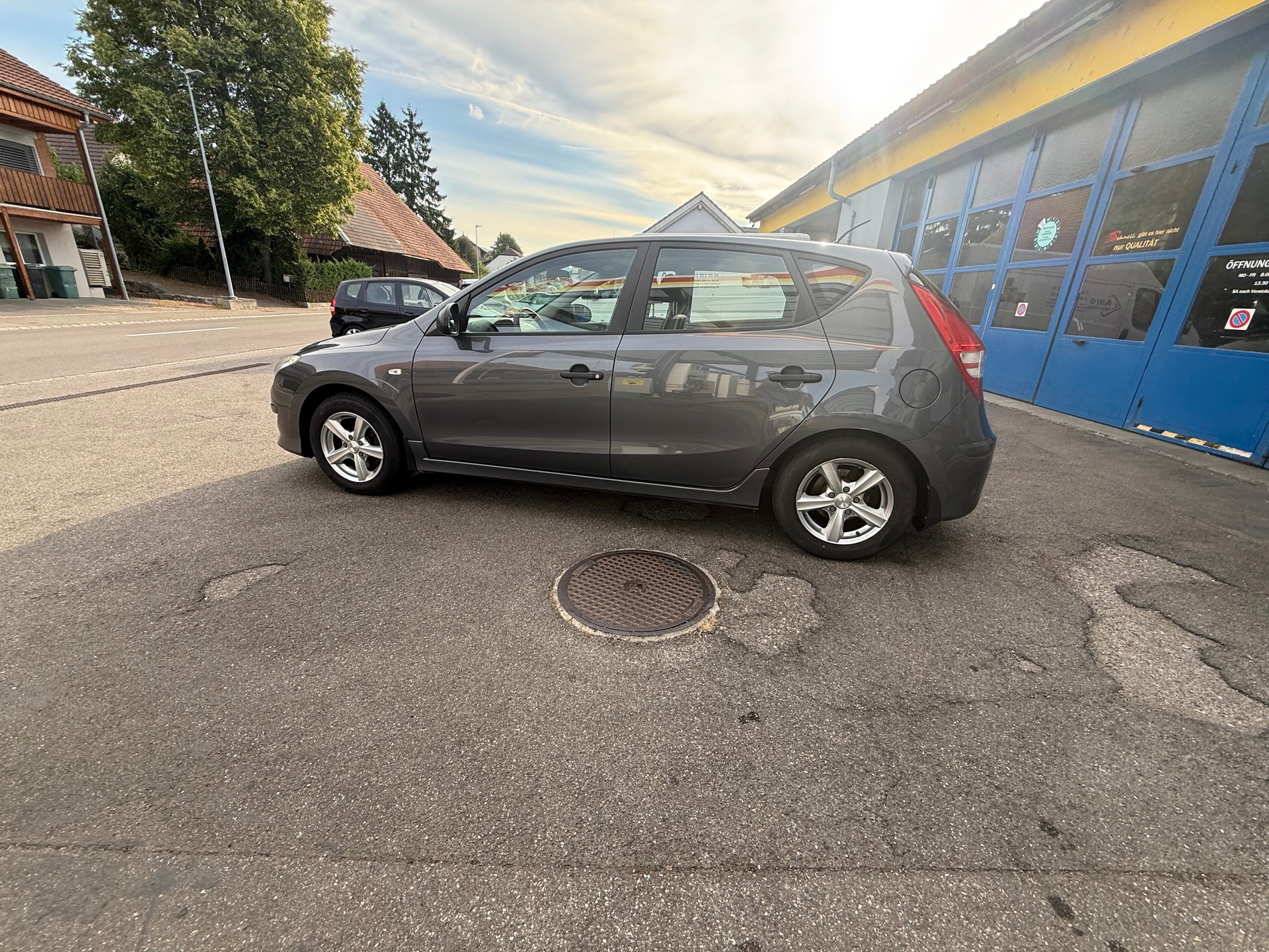 HYUNDAI i30 1.6 Style-image-5