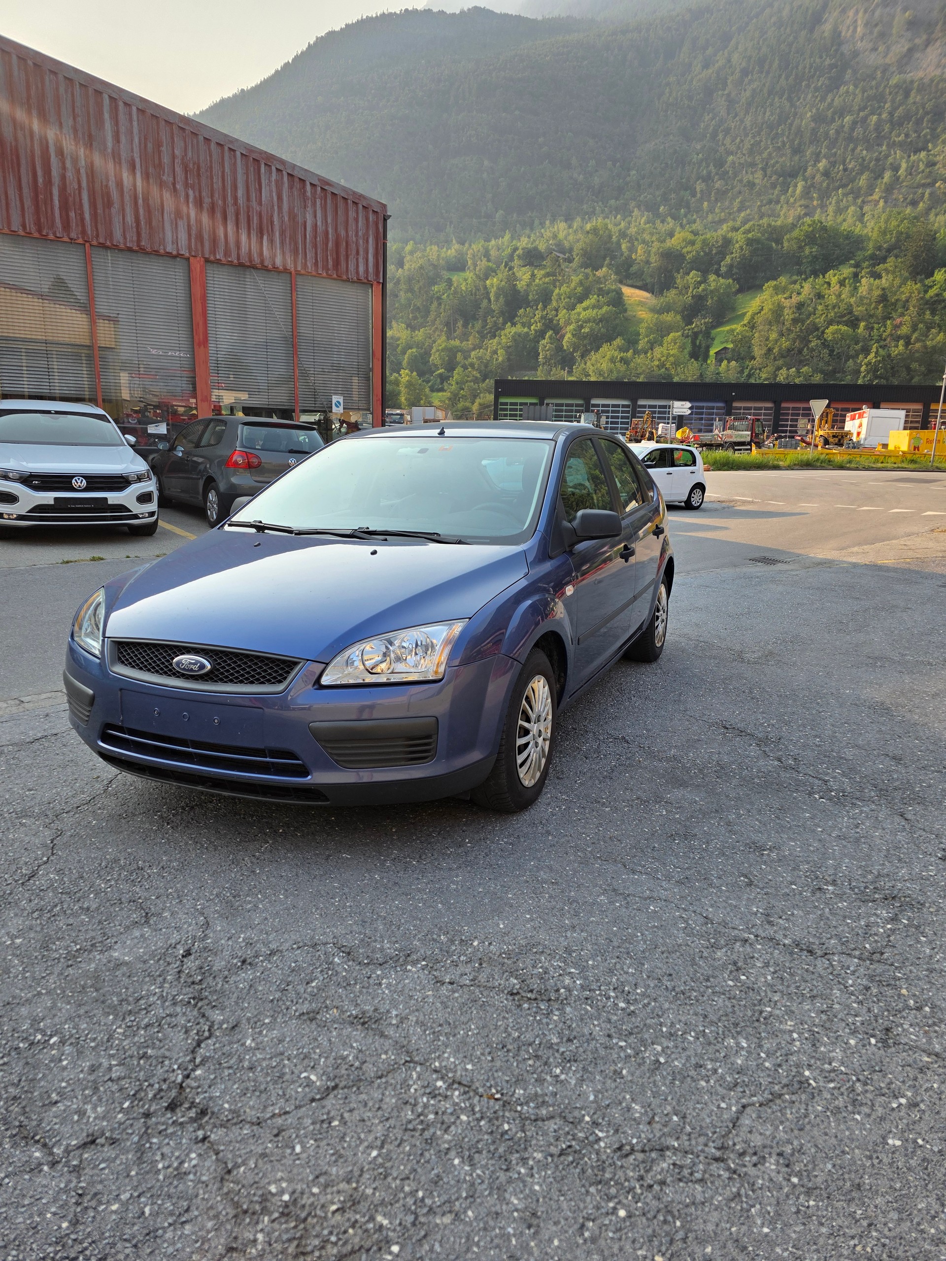 FORD Focus 1.6i Trend