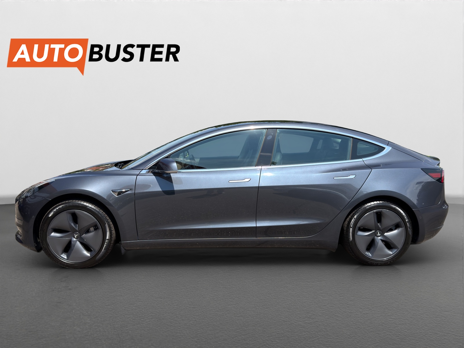 TESLA Model 3 Long Range Dual Motor AWD-showroom-element-1