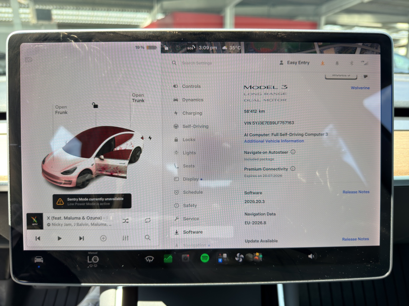 TESLA Model 3 Long Range Dual Motor AWD-image-15