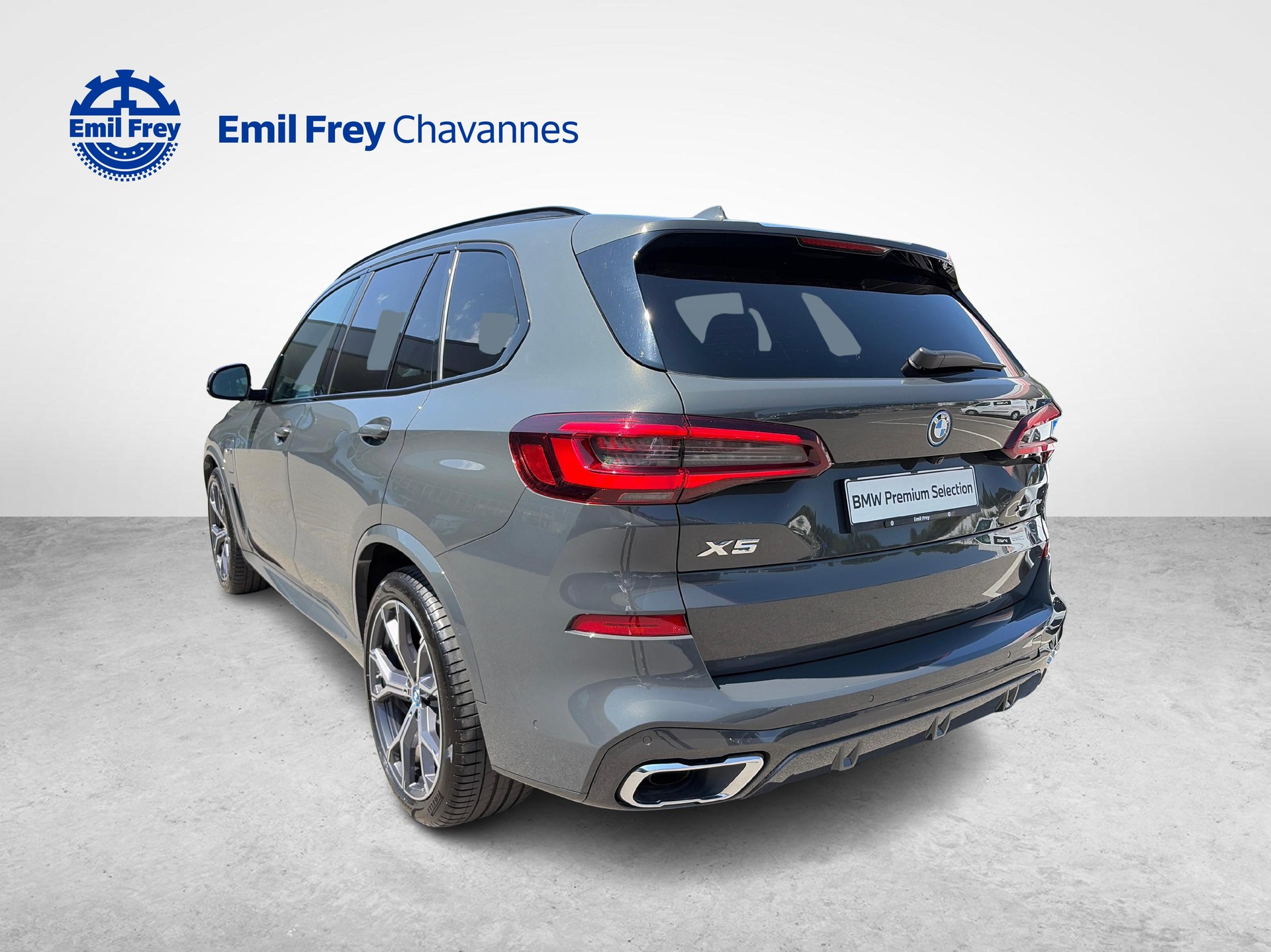 BMW X5 45e xDrive M Sport-showroom-element-3