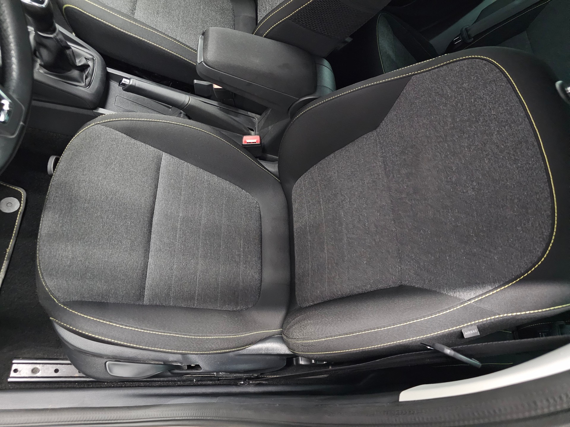 SKODA Fabia 1.0 TSI Soleil-image-24