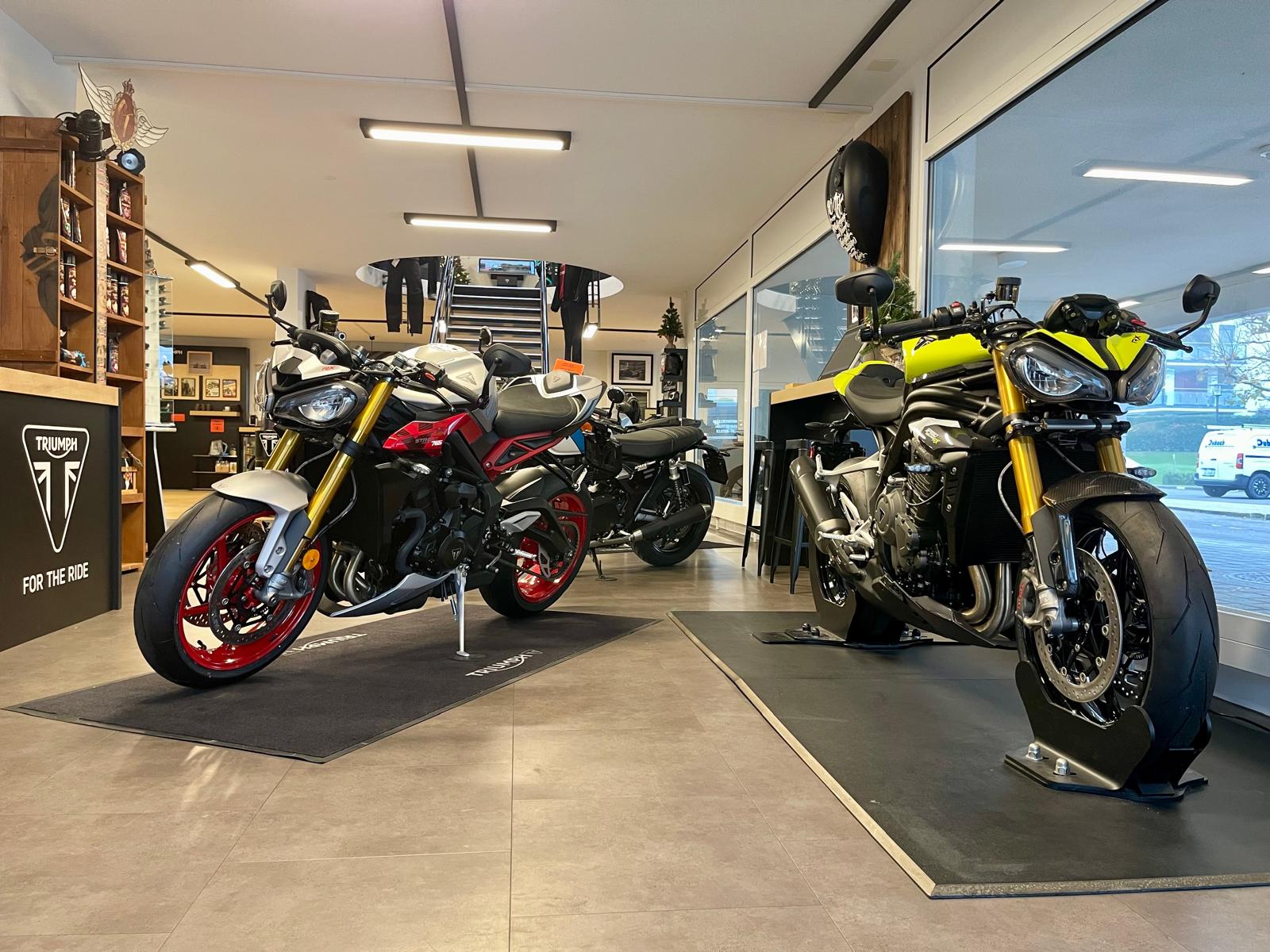 TRIUMPH Street Triple 765 RX-image-4