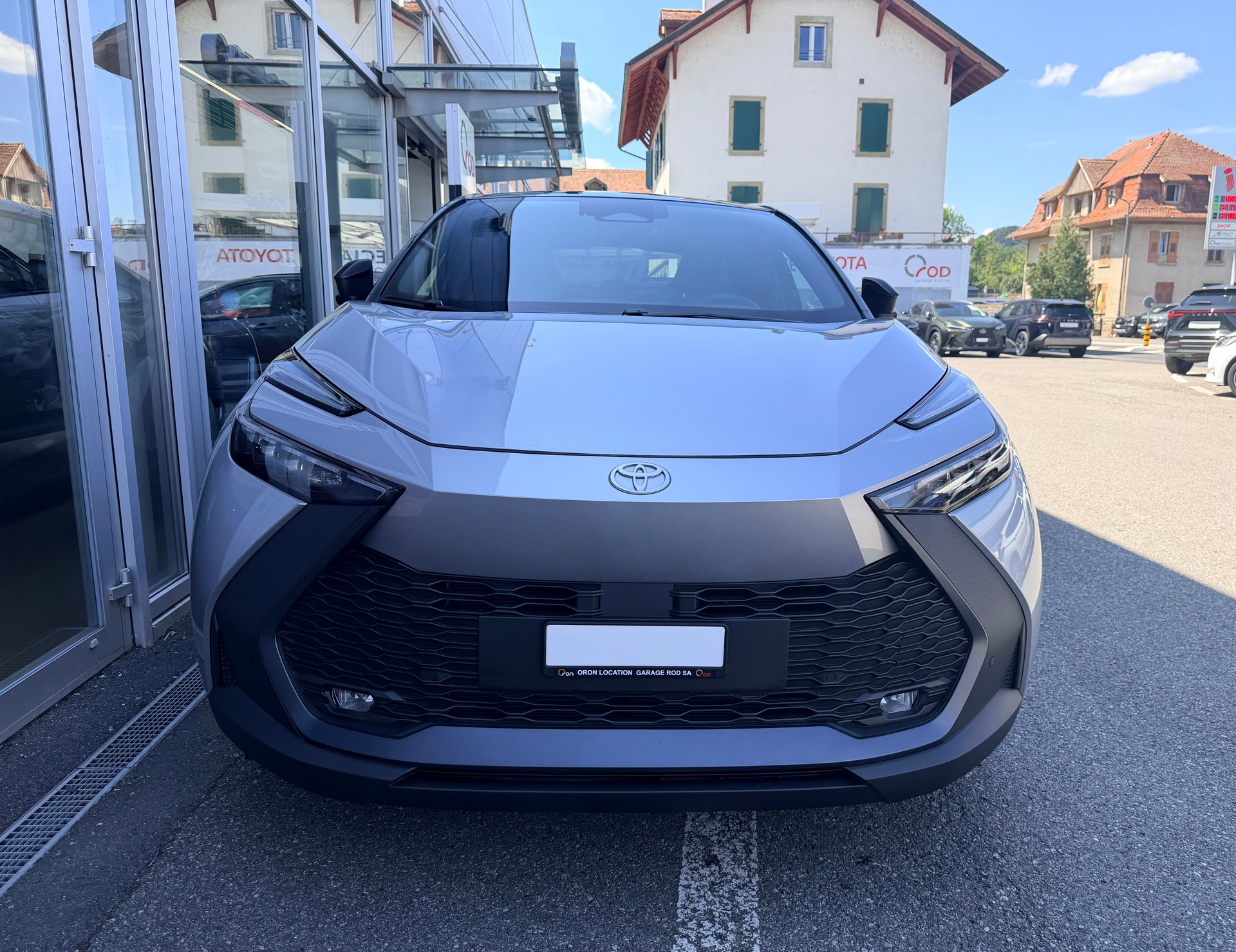 TOYOTA C-HR 1.8 HSD CVT Swiss Edition-showroom-element-2